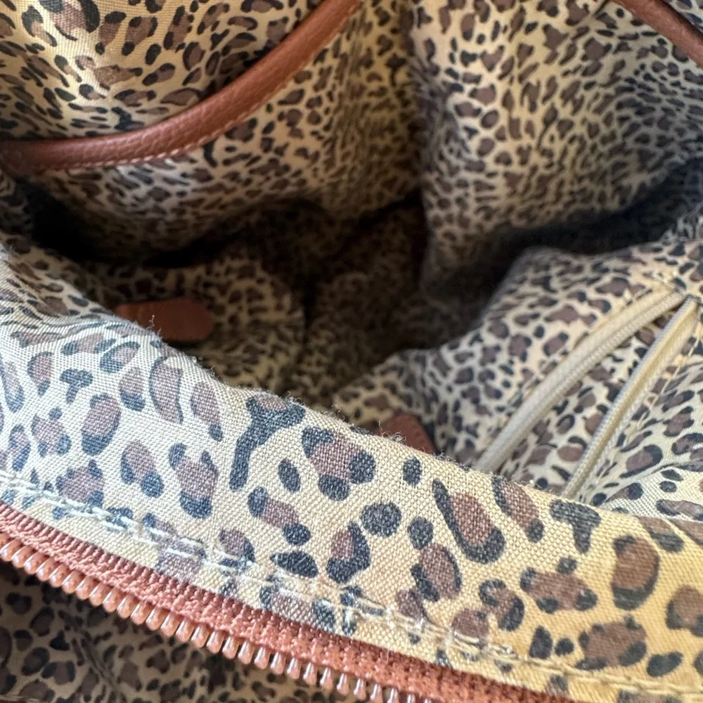 Nanette Lepore Pebbled Leather Tassel Tote Brown Boho Chic Animal Print Classic - Picture 12 of 14